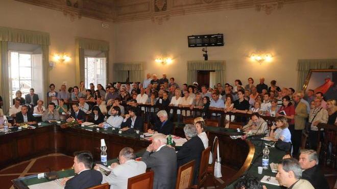 Ridurre la spesa, per non alzare le aliquote