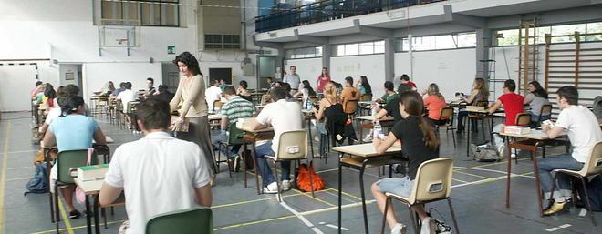 Quasi settecento studenti affrontano la prima prova