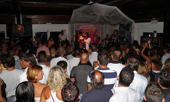 Torna la musica dell’estate, riapre il “Giannino Live”