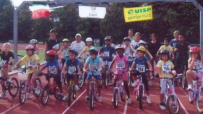 Pasquinelli: basta polemiche, applausi ai piccoli ciclisti