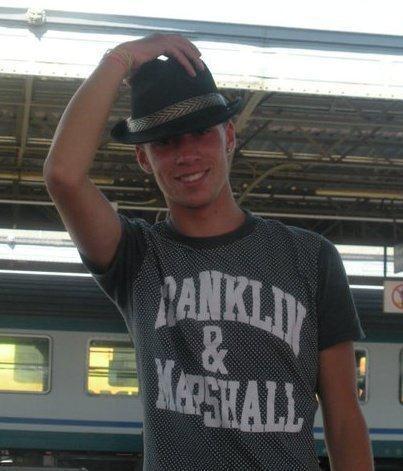 Contro l’auto con lo scooter, dichiarata la morte cerebrale di un ragazzo di 19 anni 