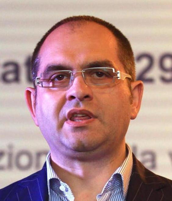 «Traghetti troppo lenti e le coincidenze saltano» 