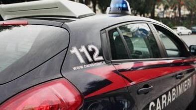 Arrestati mentre forzano autovetture in sosta