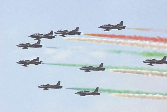 Bagni vietati per le Frecce Tricolori