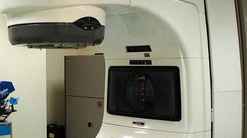 Radioterapia, riprendono le sedute