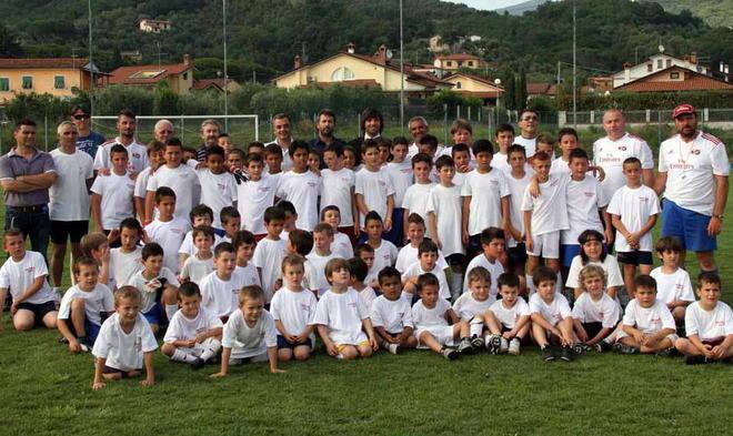 Inaugurata la scuola calcio Milan a Ortonovo