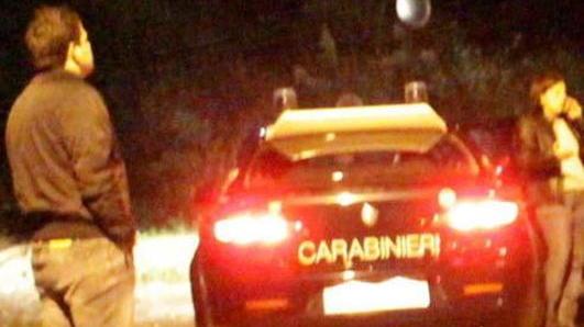 Trovato morto nel bosco, giallo nella notte a Chioma