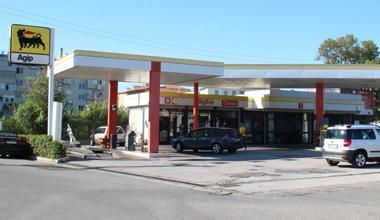 Benzina super scontata, ecco dove si risparmia 