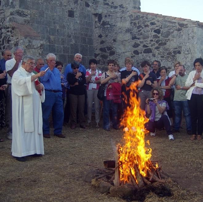 Con il salto del fuoco si resta amici per sempre 