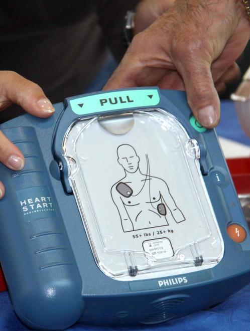 Due defibrillatori alla Croce Rossa 
