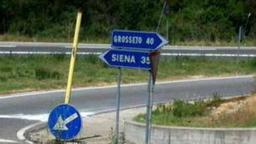 Ventiseienne ucciso, indagato poliziotto