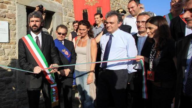 Il governatore Enrico Rossi apre la porta di casa al Genio