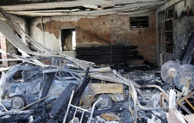 Fiamme e paura nella notte 