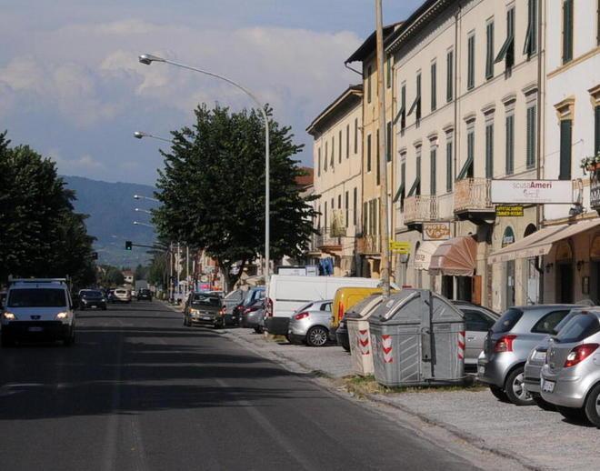 Disco verde al cantiere per rifare viale Castracani 