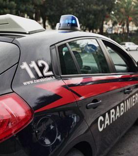 Guerriglia a Marina, ferisce tre giovani 
