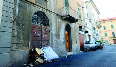 Arrestato l’anziano che ha dato fuoco alla casa dell’ex moglie 