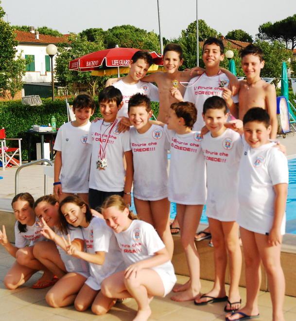  I ragazzi dell’Etruria sono davvero d’oro nelle gare di nuoto 
