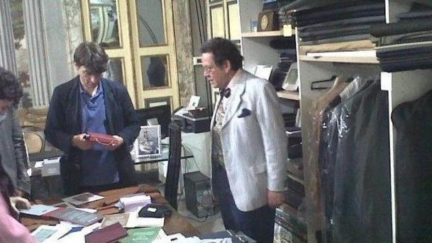Da Gazzillo la magia di Frau: il sarto dei big strega Daverio