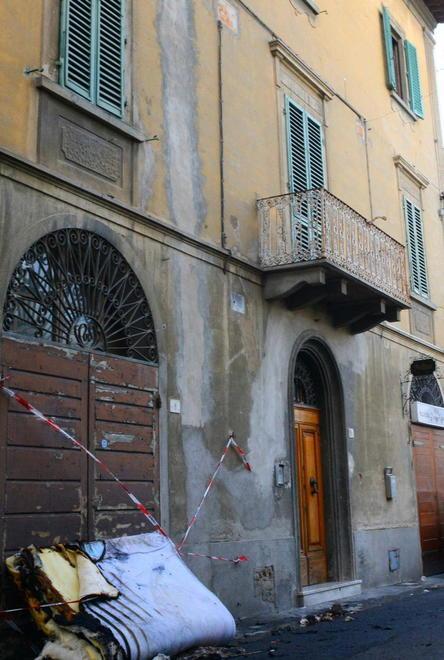 Arrestato dopo l’incendio della casa dell’ex 