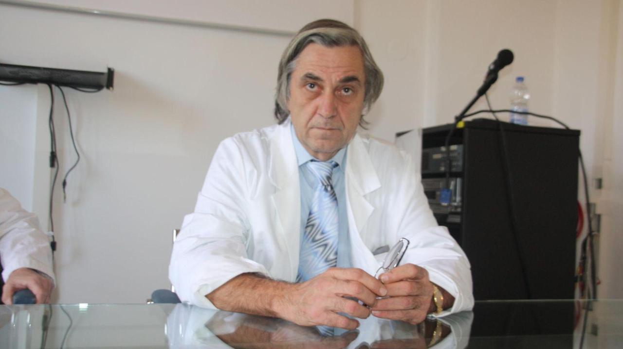 Viti si dimette da “super primario” di chirurgia dell’Asl