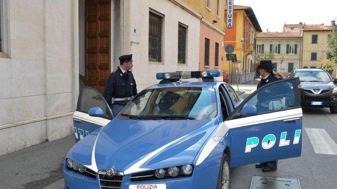 Tirrenia, sequestrata una sala scommesse abusiva dalla Polizia
