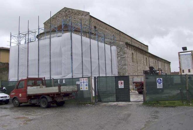San Piero, il ministero completerà il campanile 