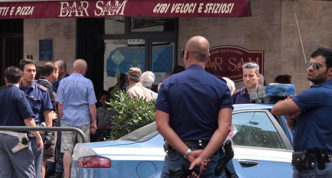 Rifiuta di fare l’elemosina anziano preso a spintoni