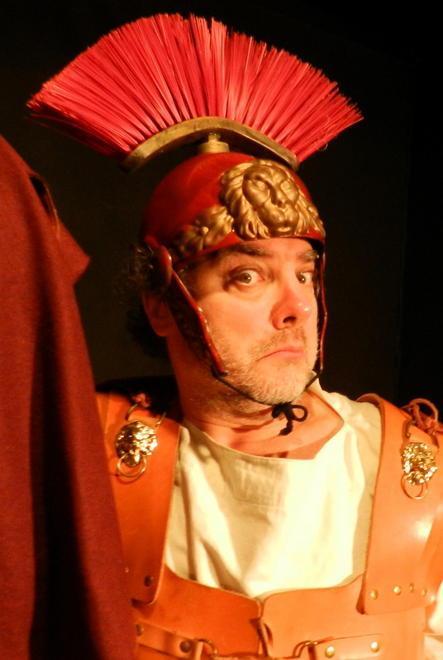 Sotto il pereto la stagione estiva del teatro La Baracca