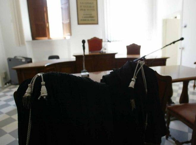 Peculato, sotto processo il console di Miami 