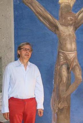 Sgarbi visita il polo tecnologico ed elogia la Garfagnana