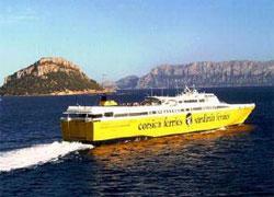 Corsica Ferries sotto tiro per il nuovo mezzo veloce 