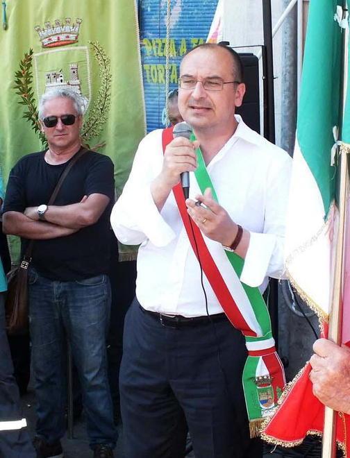 In cinquecento per difendere la fabbrica 