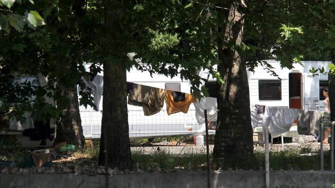 Nomadi, giornata di tensione a Bozzano