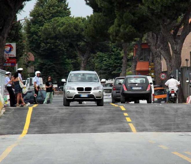Riaperto il ponte sull’Aurelia Ora i lavori per le piste ciclabili 