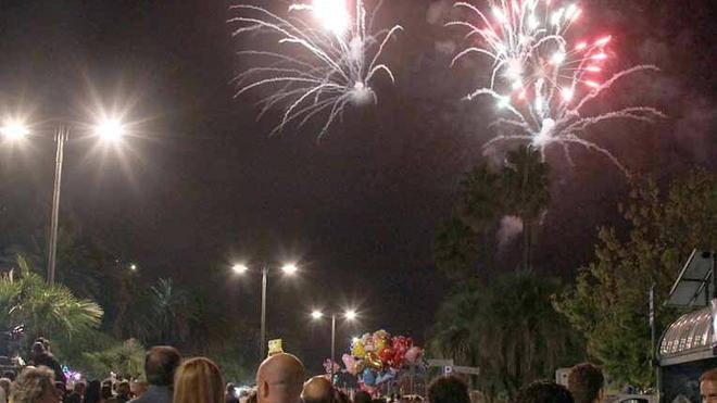 Notte bianca show fuochi d’artificio musica e spettacoli