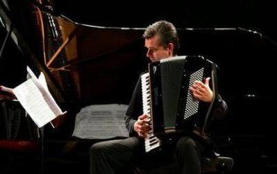 Tour sui fossi medicei con le melodie del tango