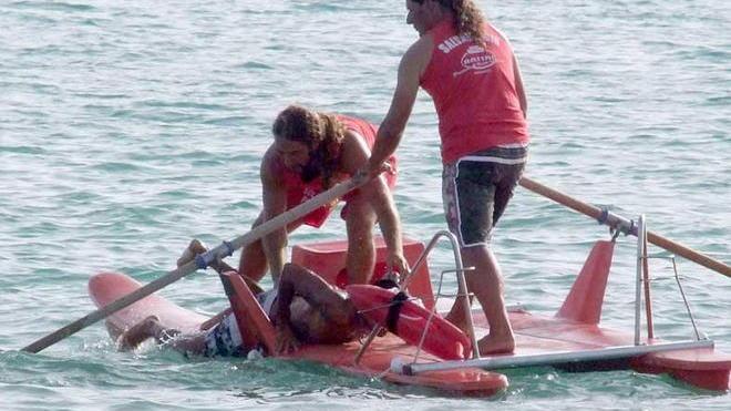 Anziano annega mentre fa il bagno a Tirrenia