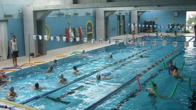 Sei posti a rischio alla piscina di San Giuliano
