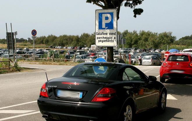 Spiagge bianche, parcheggi più cari 