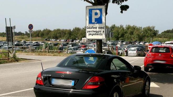 Spiagge bianche, parcheggi più cari
