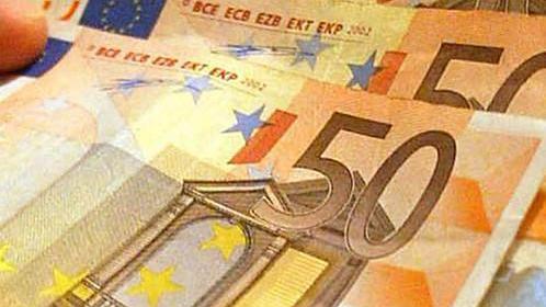 Cinquanta euro falsi, tre truffati