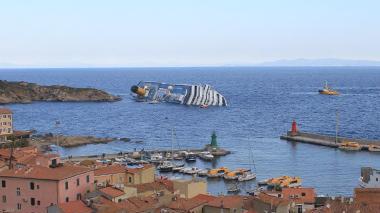 Concordia, i periti del tribunale: un'avaria 4 giorni prima del naufragio
