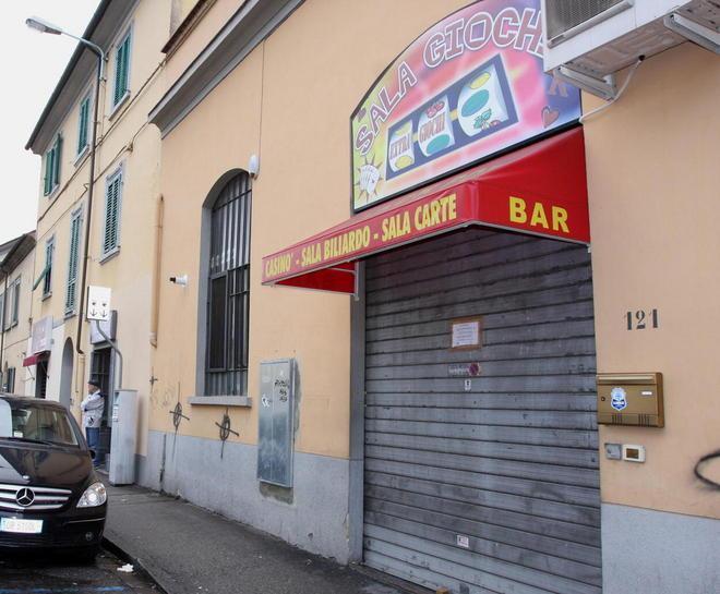 I banditi tentano la rapina mentre fa gol la Spagna 