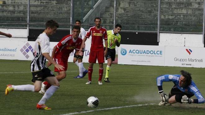Viareggio, è fatta anche per Pellegrini