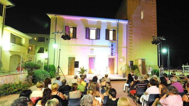 C’è il music festival “Onda su onda” davanti alla Torre