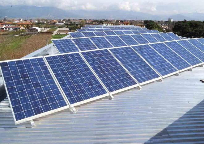 Fotovoltaico sugli edifici dei Comuni 