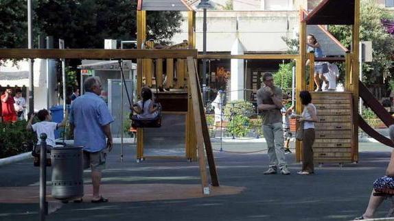 Luci, aiuole e giochi una nuova stagione per piazza Pellerano
