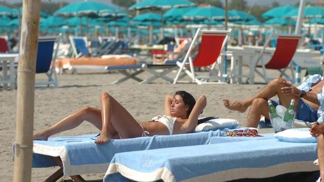 Musica in spiaggia ok Ma solo dalle 5 di sera