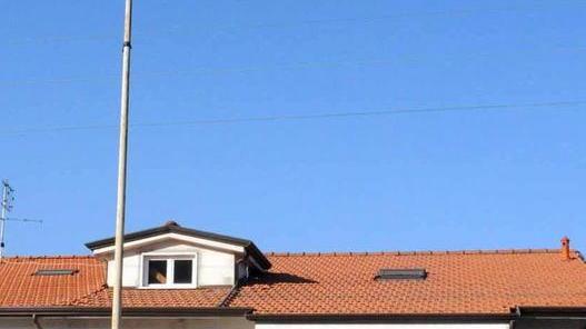 Muore colpito da un pezzo di legno
