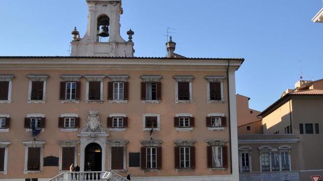 «Il Comune paga le ditte a sei mesi»